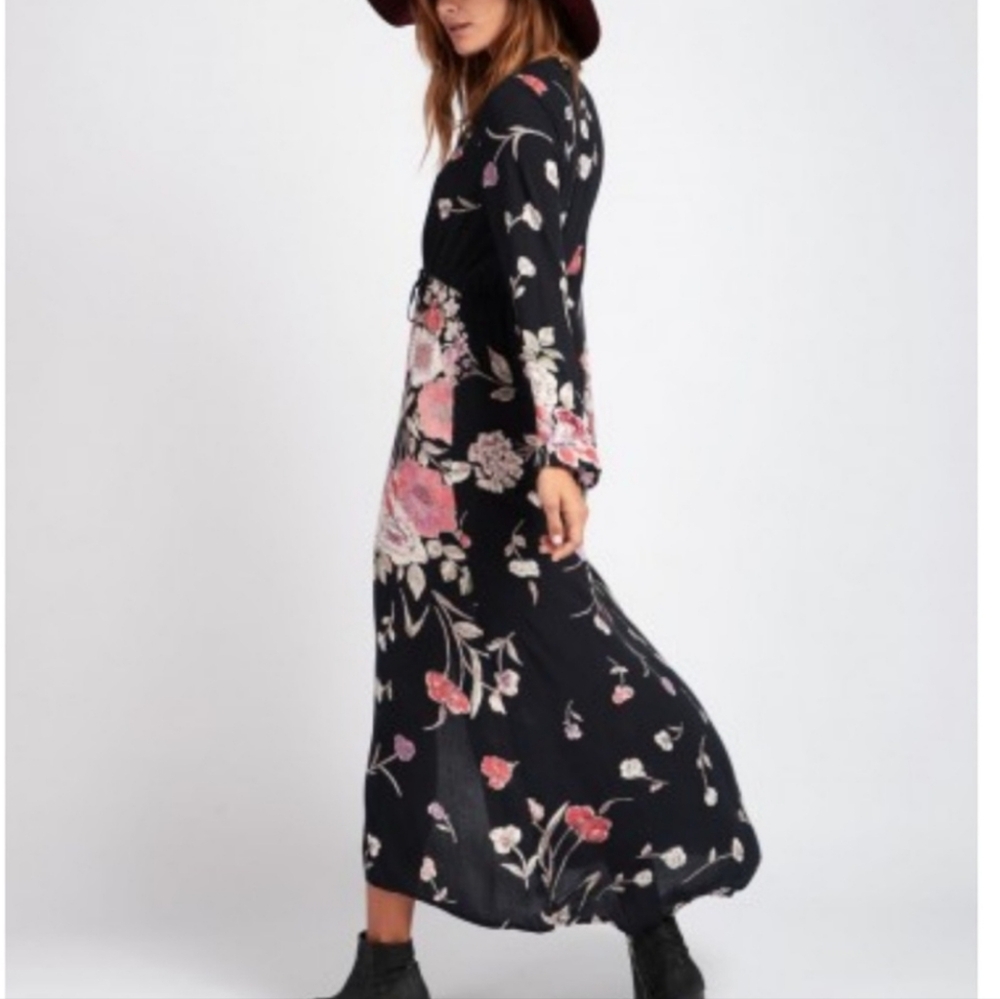 Billabong Desi Kimono Maxi Dress V Neck Button Front Floral Print Black Med NWT - Picture 13 of 16